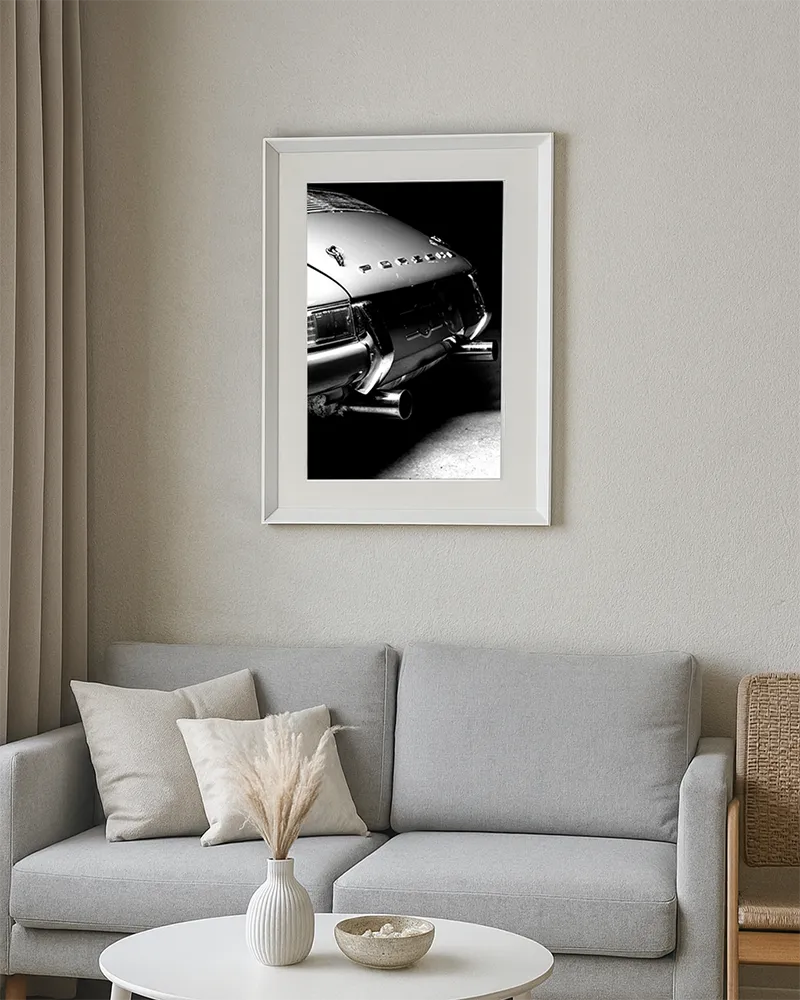 Any Image Porsche Close up photo encadrée 55x75 cadre blanc NB