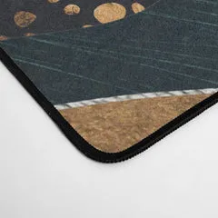 Society6 Amber Dusk tapis de bureau montagnes soleil