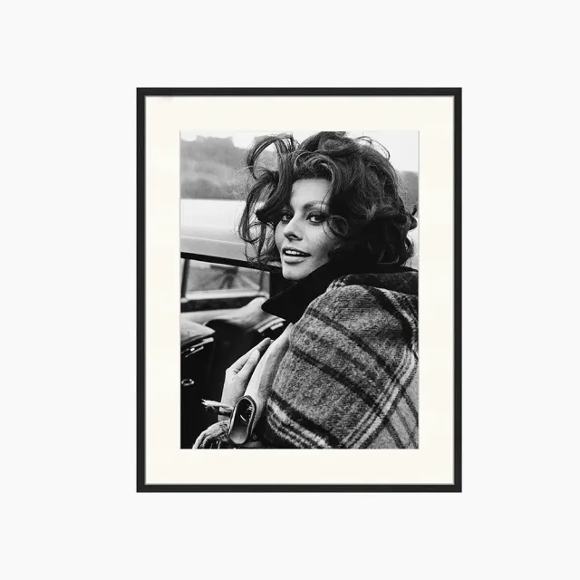 Any Image Liv Corday Sophia Loren cadre portrait star