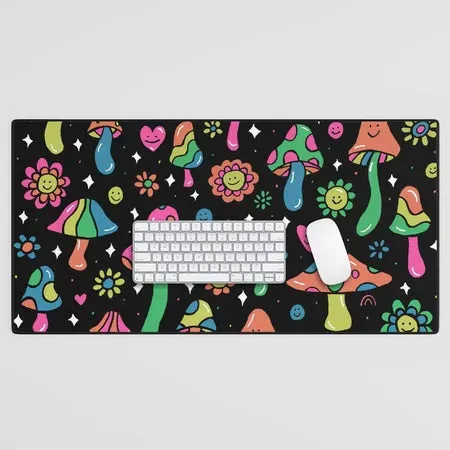 Society6 Rainbow Mushrooms tapis de bureau noir