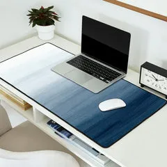 Society6 Ocean Watercolor Painting No.2 tapis de bureau bleu