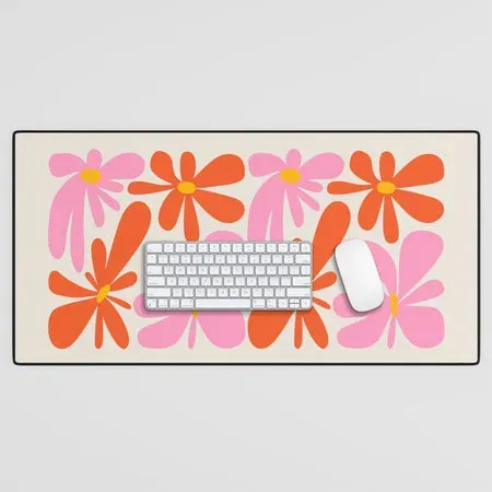 Society6 Bloom Peach Matisse 04 tapis de bureau fleurs corail