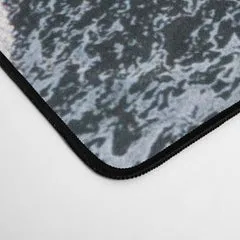 Society6 Sable Noir Islande tapis de bureau grand photo
