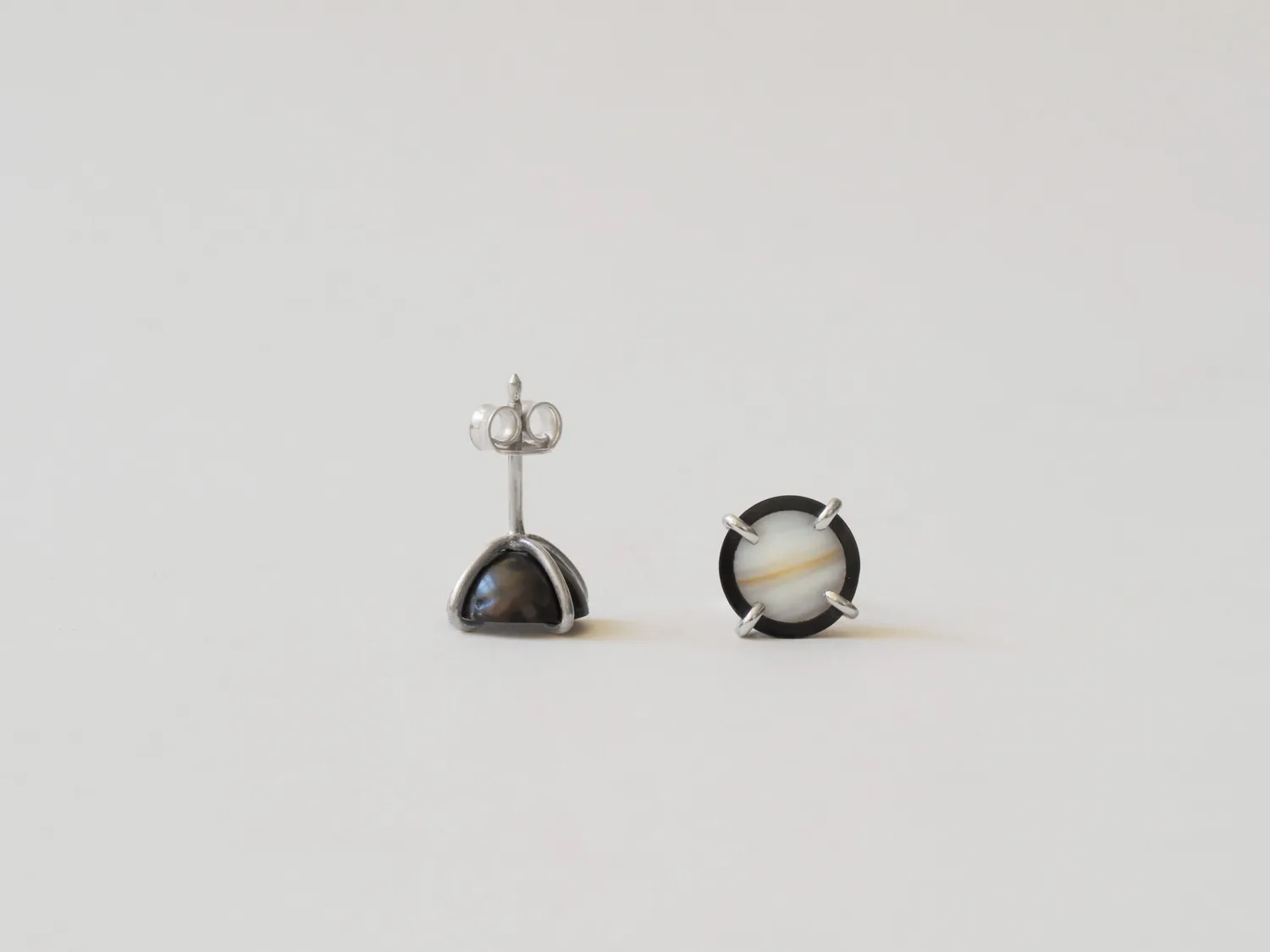 Galerie Kara Clémentine Despocq boucles perle argent