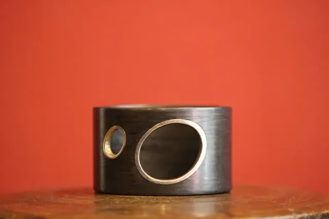 Galerie Kara bracelet carbone et argent