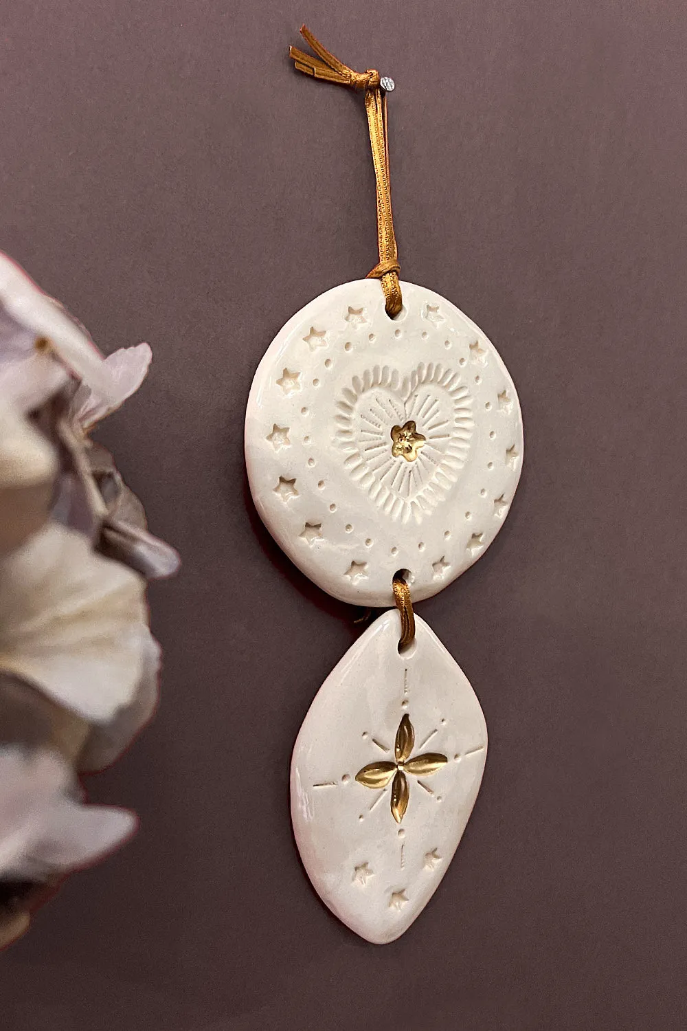 Biankaléone Cœur aux étoiles d'or talisman 7 x 14 cm