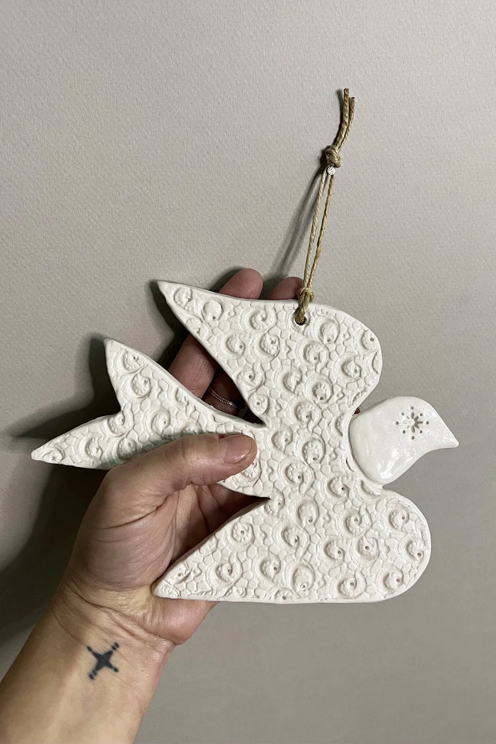 Biankaléone Hirondelle à tête blanche toile encadrée 12x17 cm