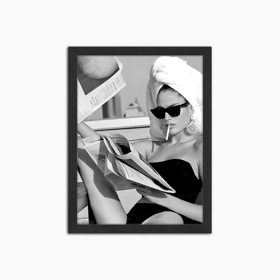 Any Image My Morning Paper B&W toile encadrée portrait
