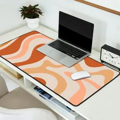 Society6 Liquid Swirl Earth Tones tapis de bureau marbré