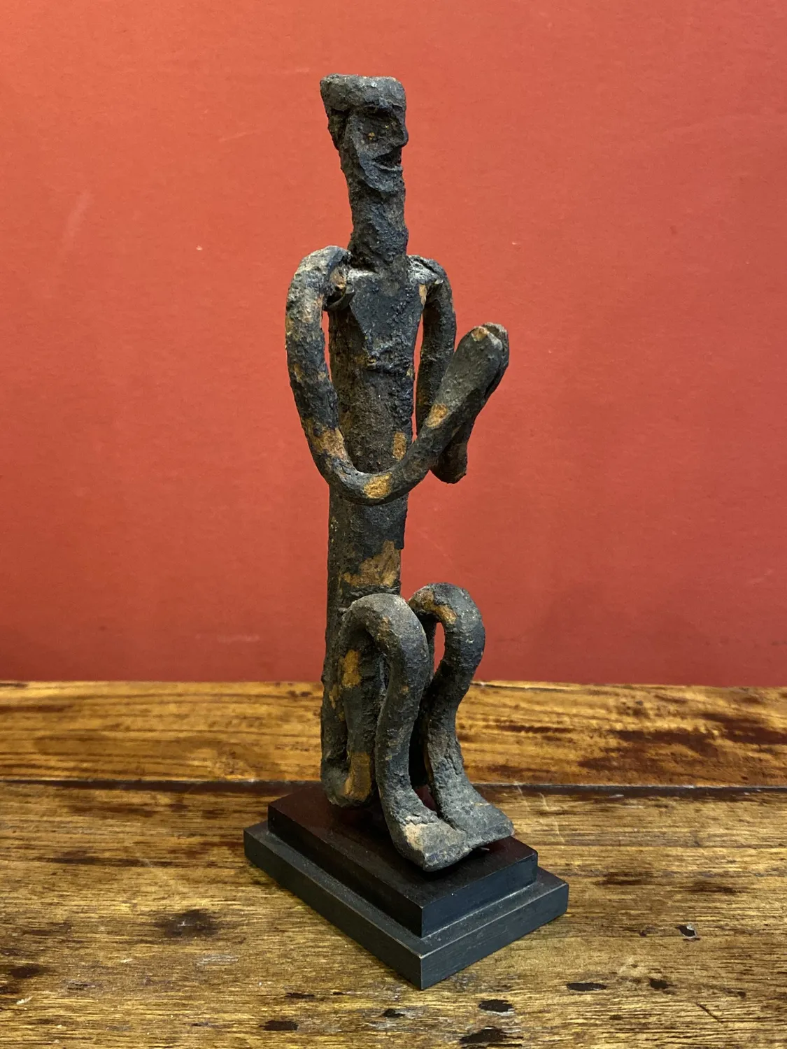 Galerie Kara Népal statuette fer forgé