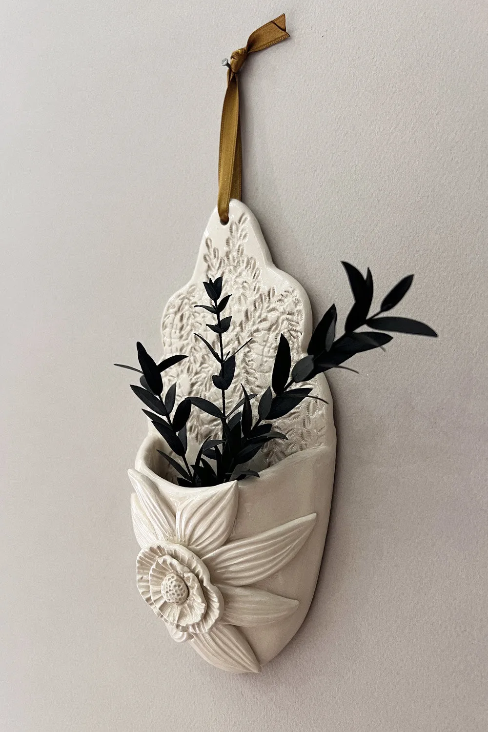 Biankaléone Vase bénitier à la fleur mural 10 x 20 cm