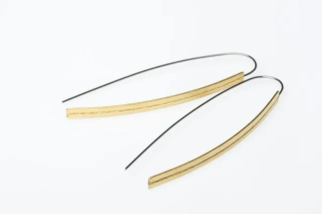 Galerie Kara Silhouette boucles d'oreilles vermeil