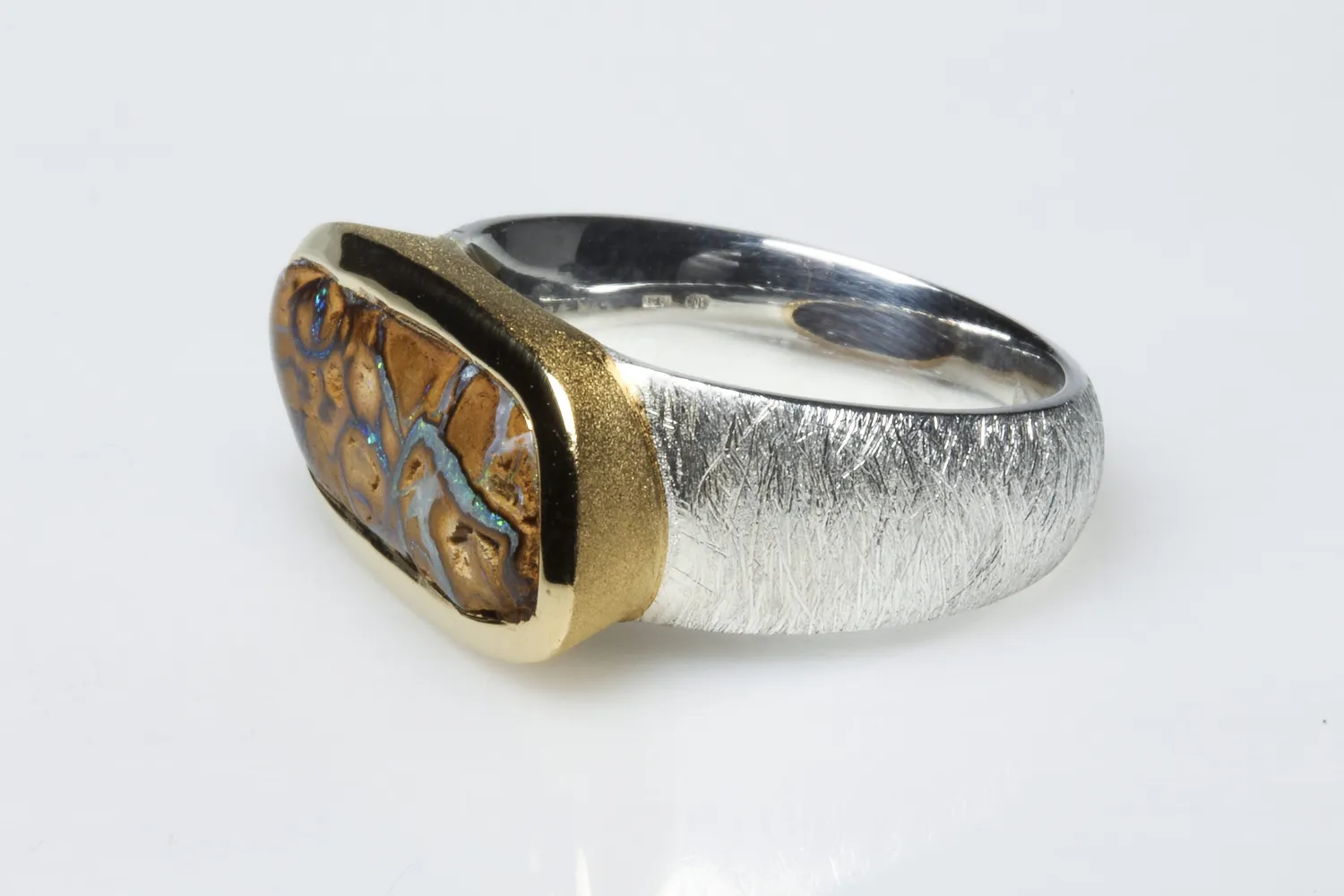 Galerie Kara Bague “Lagune” opale Boulder argent vermeil