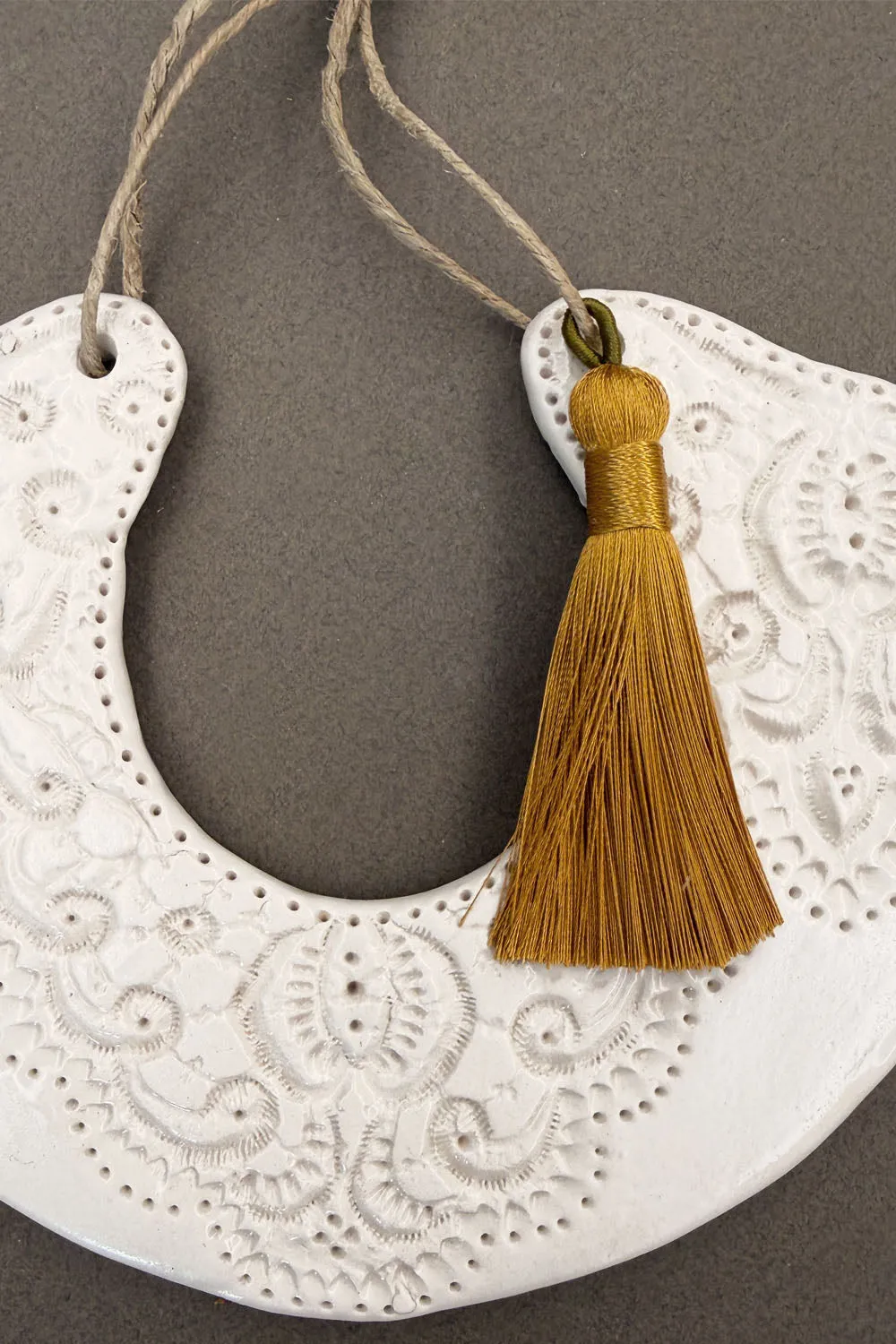 Biankaléone Talisman Dentelles pompon 16,5x12,5 cm