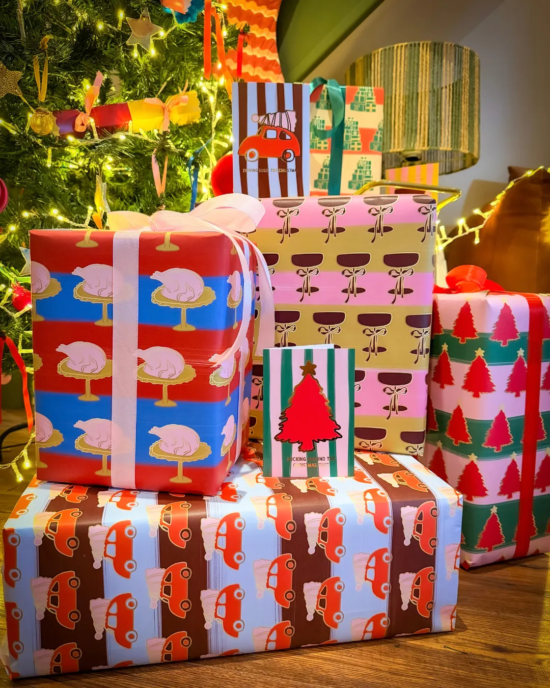 Maddison Ball Mistletoe And Wine papier cadeau 50x70