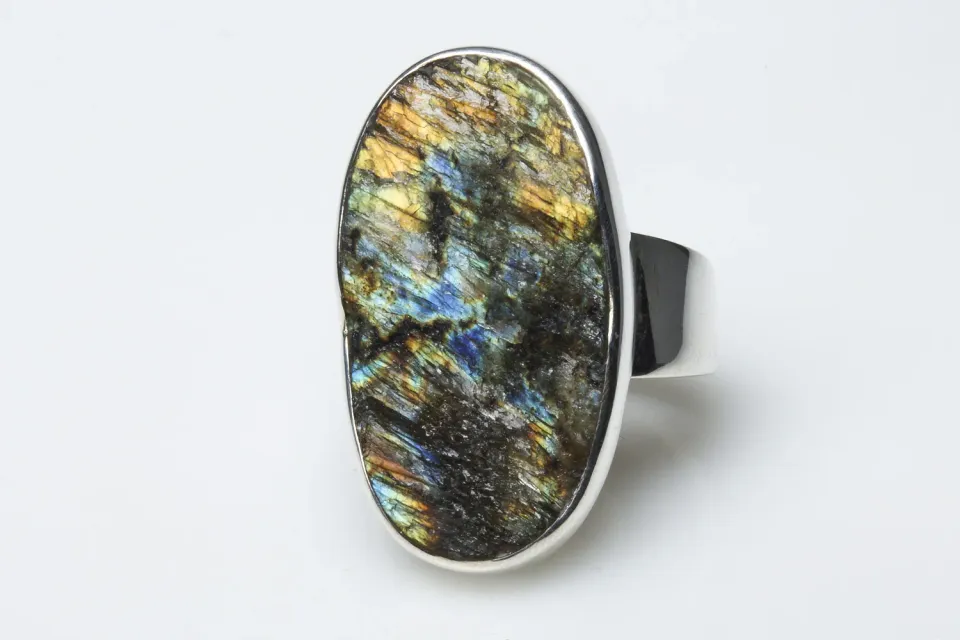 Galerie Kara Boréale bague labradorite argent