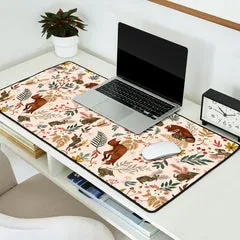 Society6 Animals Winter Wild Nature 63 tapis de bureau forêt