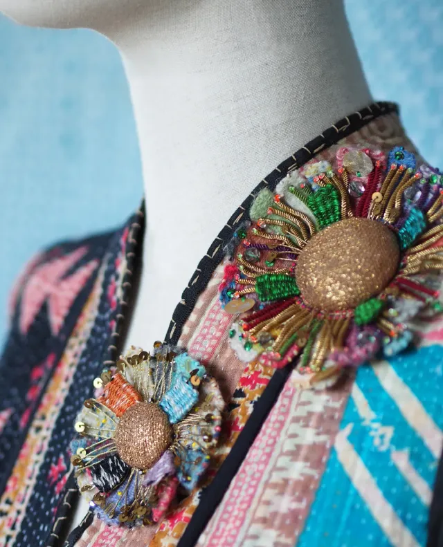 Galerie Kara Eolia broche textile Isabelle Mariana