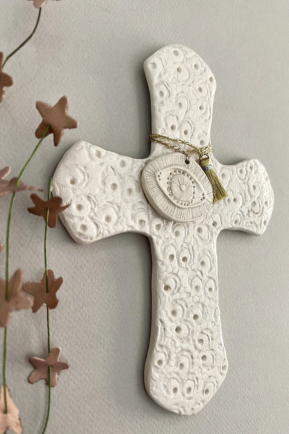 Biankaléone Grande croix grigri oeil protecteur bijou mural 15x19,5cm