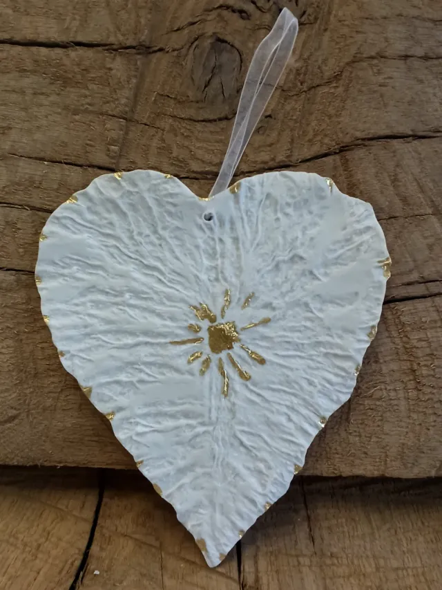 Sandrine Ramona Éclats d'or 3 cœur porcelaine 12x15 cm