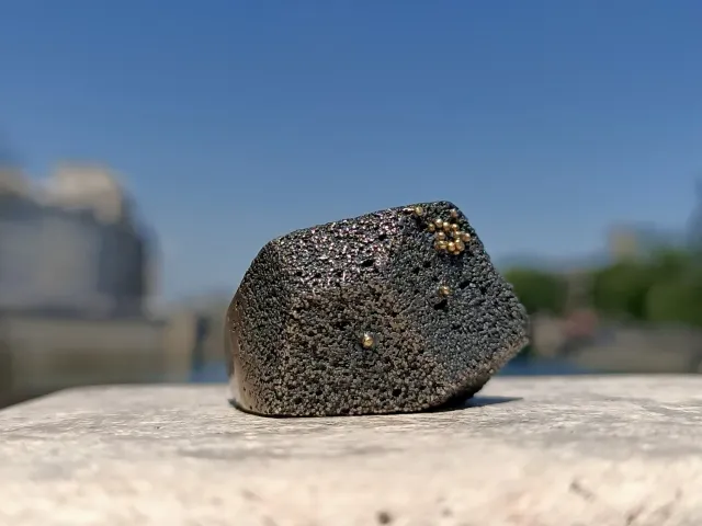 Galerie Kara Bague Cecilia Ribeiro argent noirci or pièce unique