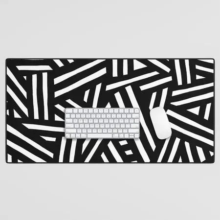 Society6 Monochrome 01 tapis de bureau noir et blanc géométrique