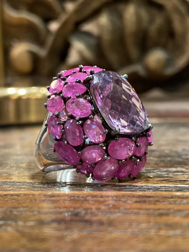 Galerie Kara Grand Soir bague argent rubis améthyste