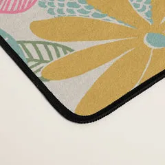 Society6 60's Retro Floral tapis de bureau rétro jaune