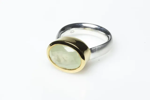 Galerie Kara Printemps bague préhnite argent vermeil
