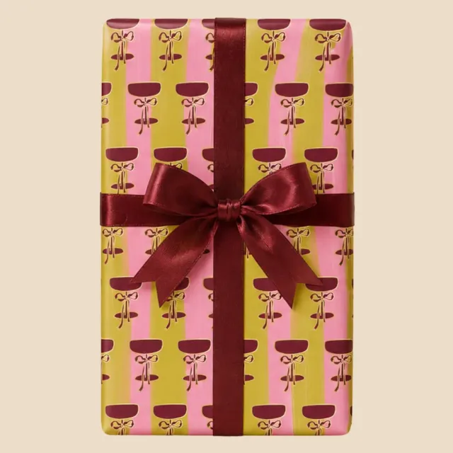 Maddison Ball Mistletoe And Wine papier cadeau 50x70