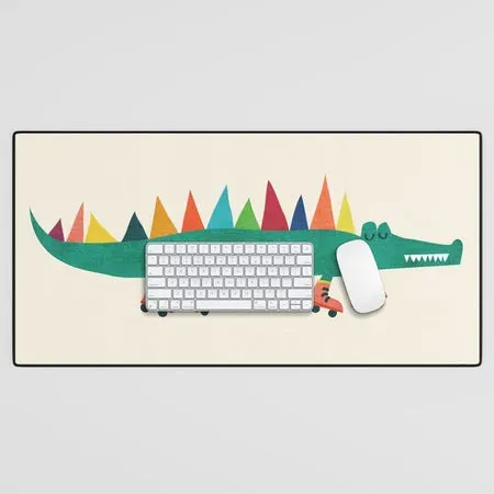 Society6 Crocodile on Roller Skates tapis de bureau vert