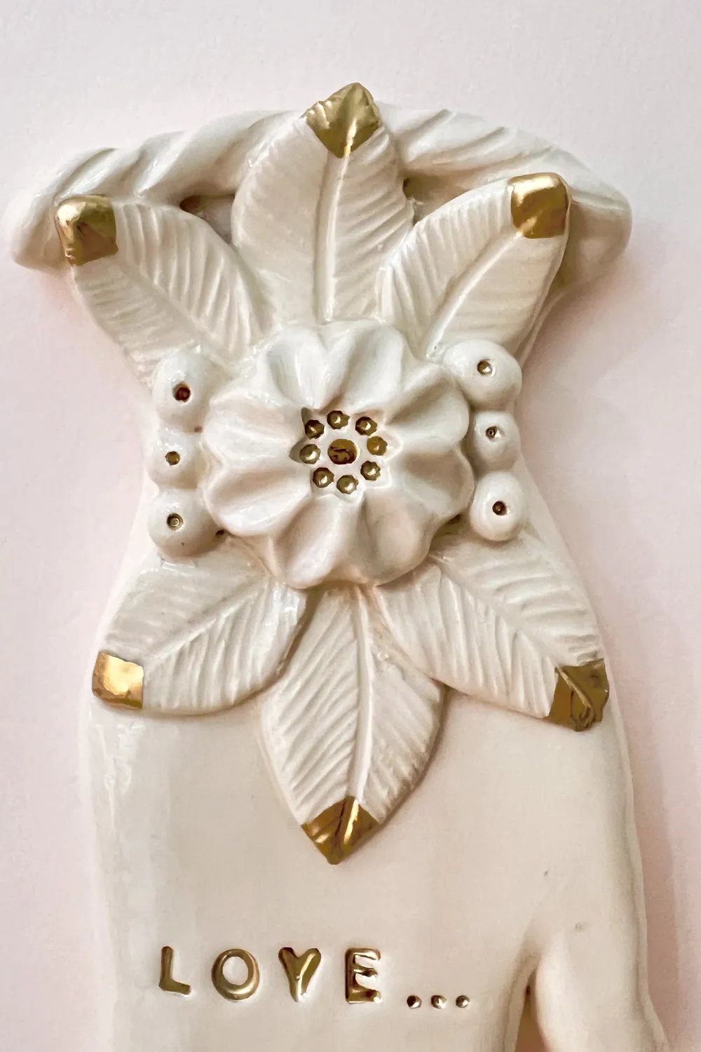 Biankaléone Main Love fleur d’or main murale 7 x 17 cm