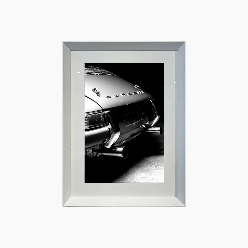 Any Image Porsche Close up photo encadrée 55x75 cadre blanc NB